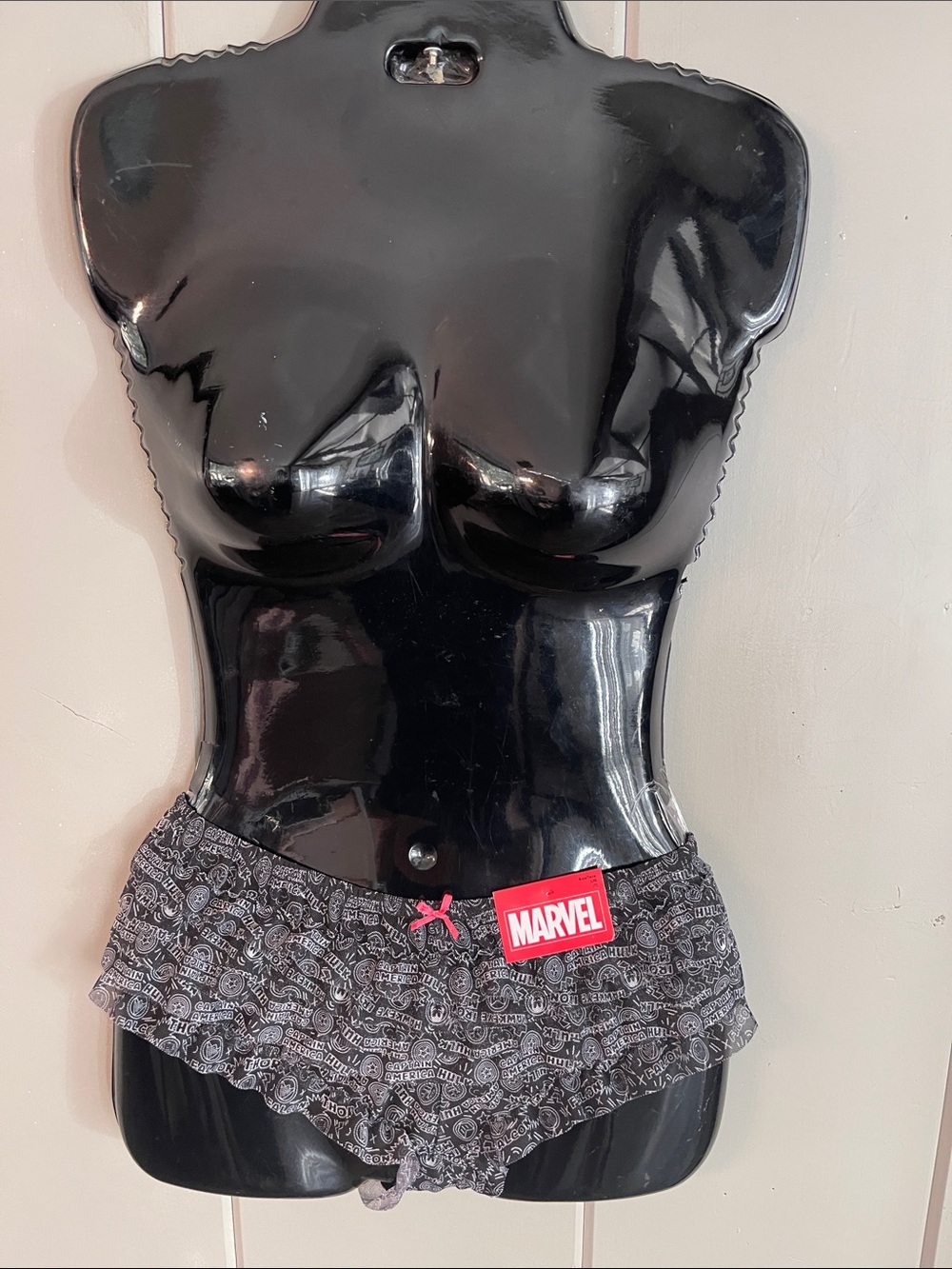 NWT Marvel Comic Boyshort Panty Black White Rumba Ruffle Large Fantasy Whimsical